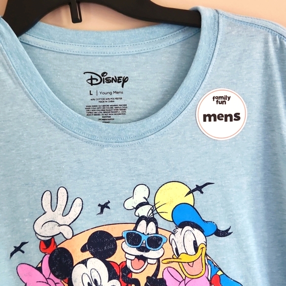 DISNEY MENS TSHIRT SIZE L NWT - Picture 2 of 5
